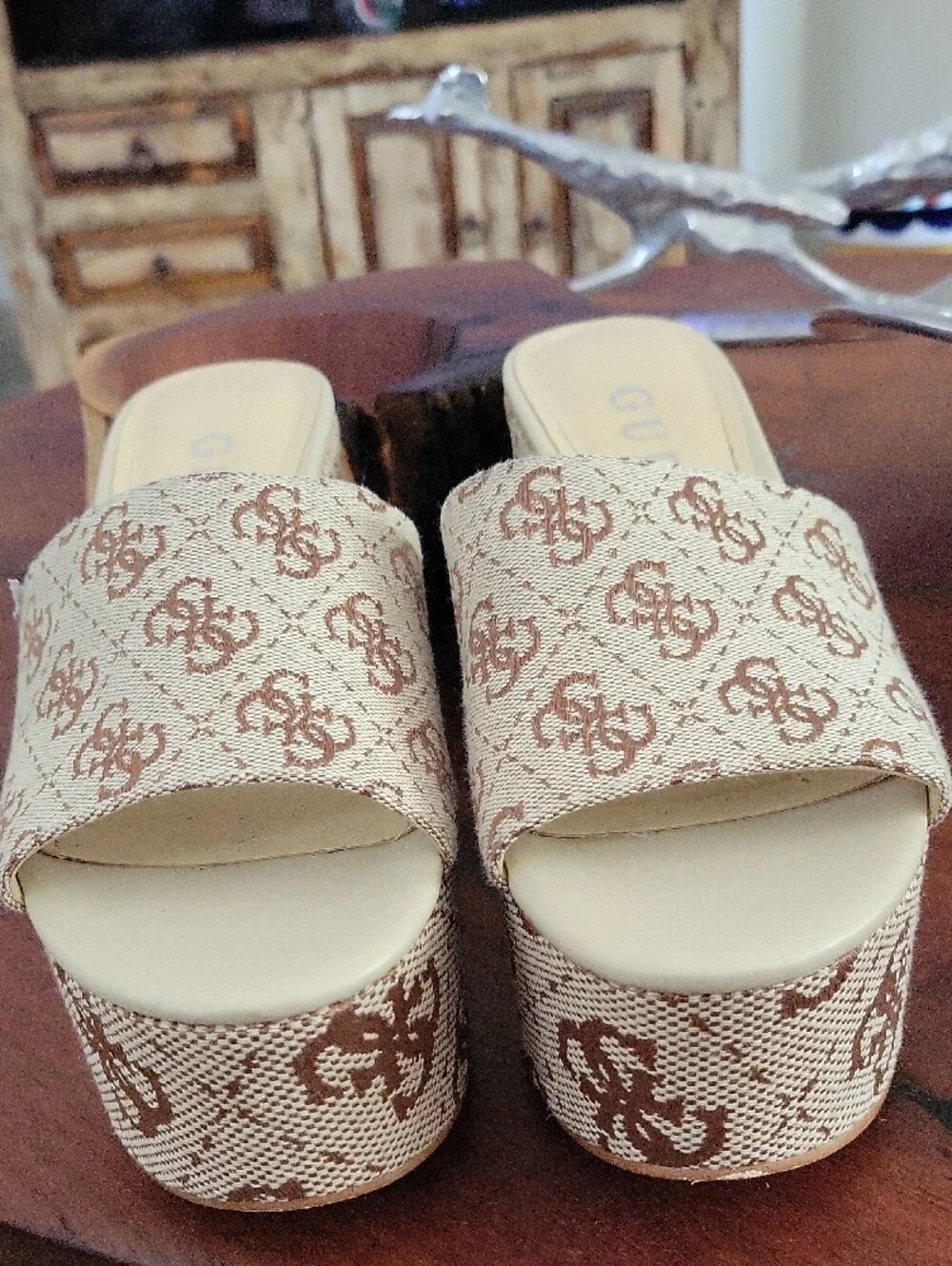 GUESS Yapplea Beige and Brown Logo Platform Mules